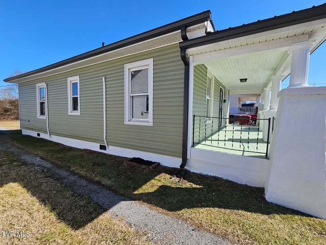 204 Delaware Street, Johnson City, TN 37604