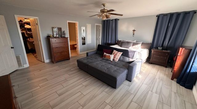 14 Villa Circle, Huntsville, TX 77320