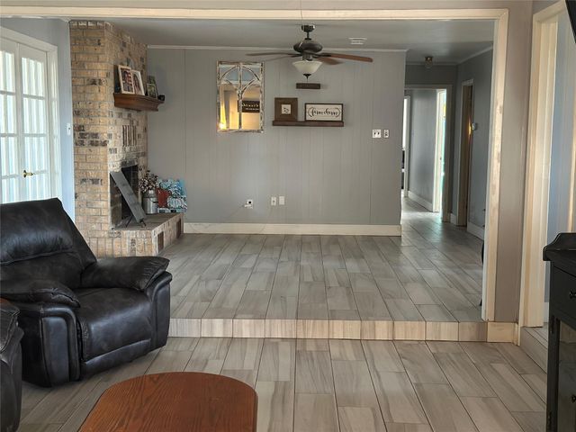 14 Villa Circle, Huntsville, TX 77320