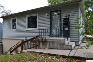 77 Country Club Road, Ralston, NE 68127