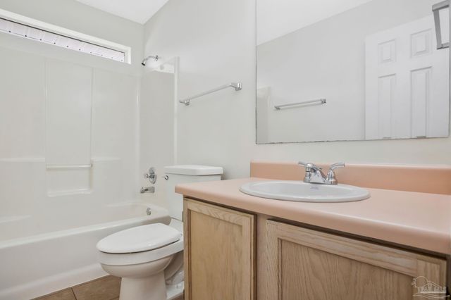 1988 Southwind Cir, Pensacola, FL 32506