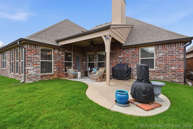 10340 E 121st Street S, Bixby, OK 74008