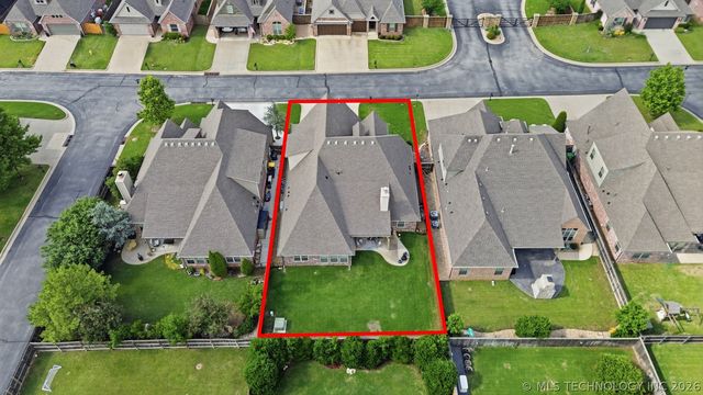10340 E 121st Street S, Bixby, OK 74008