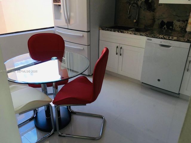 8101 Byron Ave 509, Miami Beach, FL 33141