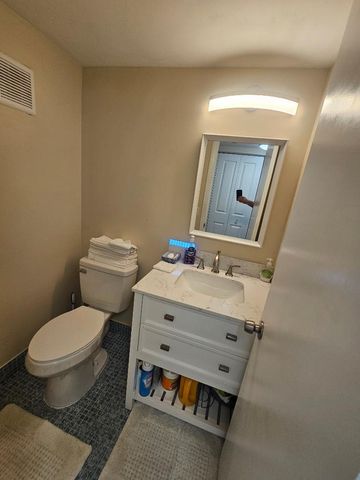 82 Tilford D 82, Deerfield Beach, FL 33442
