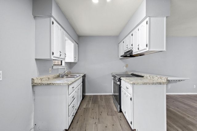 206 County Road 34980, Powderly, TX 75473