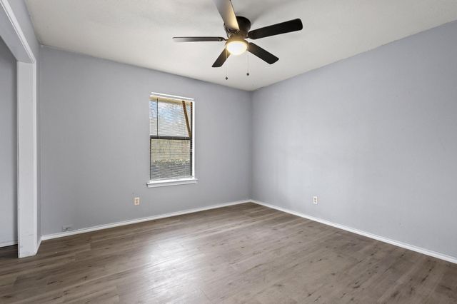 206 County Road 34980, Powderly, TX 75473