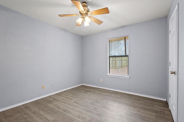 206 County Road 34980, Powderly, TX 75473