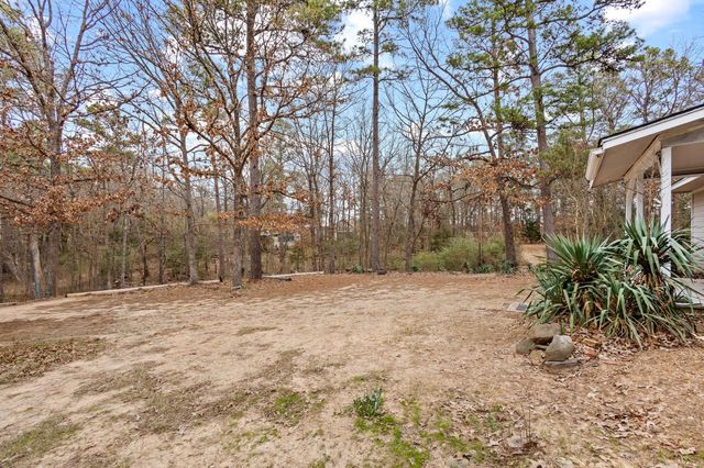 206 County Road 34980, Powderly, TX 75473