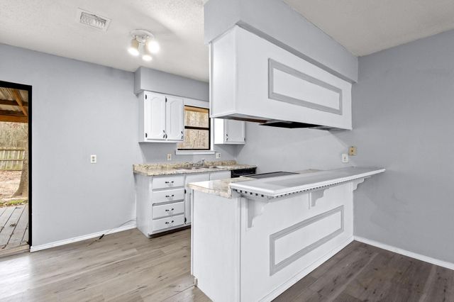 206 County Road 34980, Powderly, TX 75473