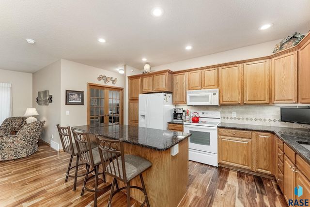 6106 S Avalon Ave Unit 207, Sioux Falls, SD 57108