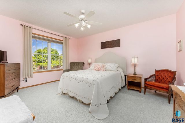 6106 S Avalon Ave Unit 207, Sioux Falls, SD 57108