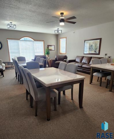 6106 S Avalon Ave Unit 207, Sioux Falls, SD 57108