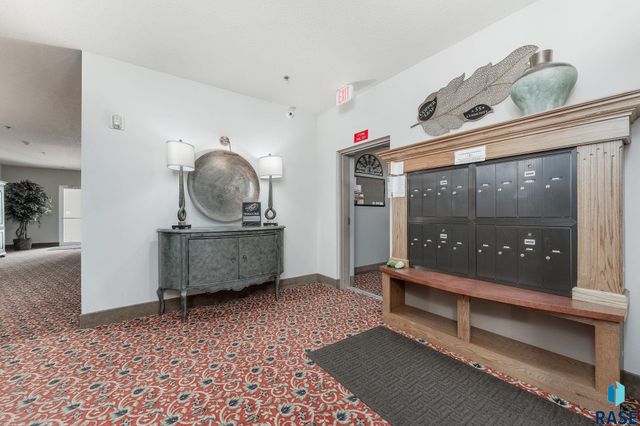 6106 S Avalon Ave Unit 207, Sioux Falls, SD 57108