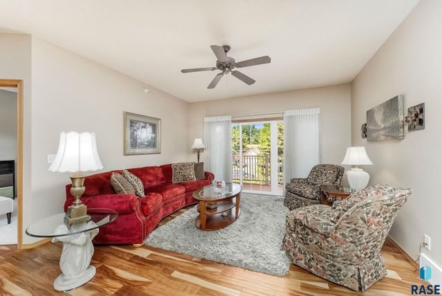 6106 S Avalon Ave Unit 207, Sioux Falls, SD 57108
