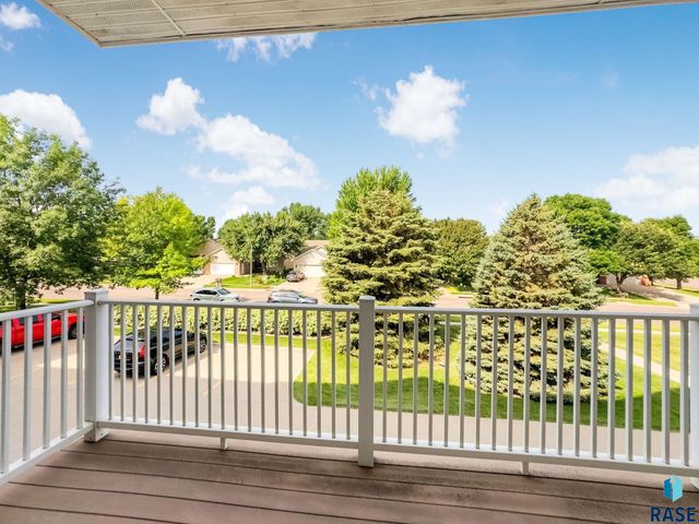 6106 S Avalon Ave Unit 207, Sioux Falls, SD 57108
