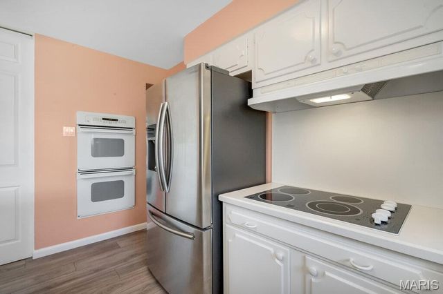 56 Lincord Drive, St Louis, MO 63128