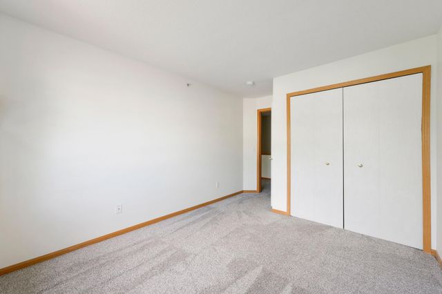 11240 Providence Lane, Eden Prairie, MN 55344