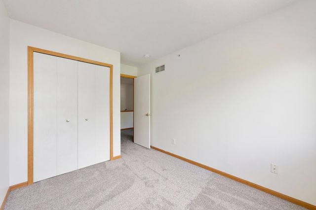 11240 Providence Lane, Eden Prairie, MN 55344