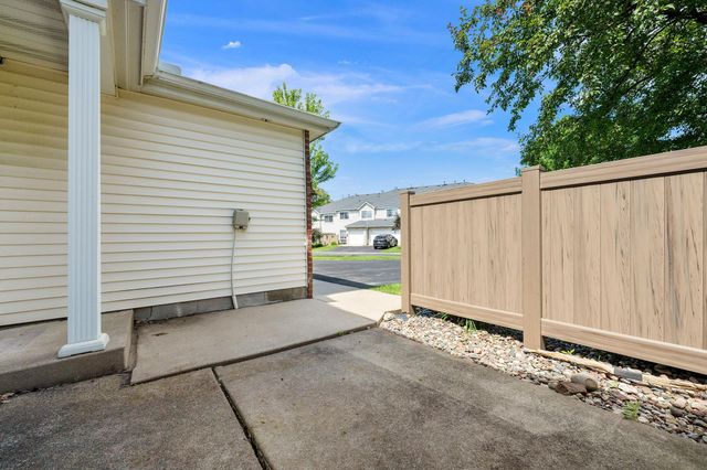 11240 Providence Lane, Eden Prairie, MN 55344