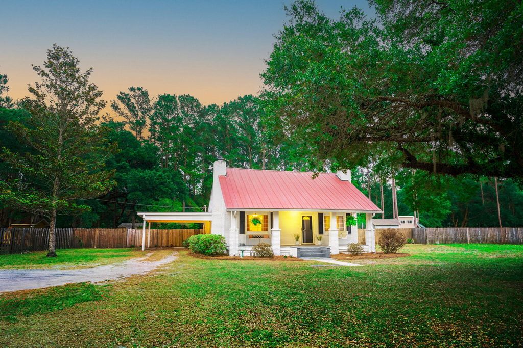 4421 Highway 162, Hollywood, SC 29449