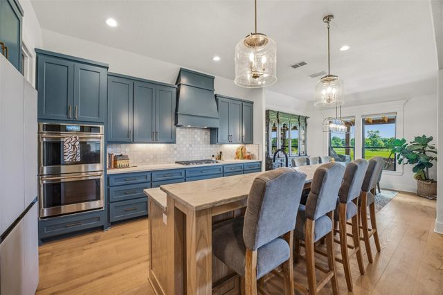 1349 Crown Valley Drive, Weatherford, TX 76087