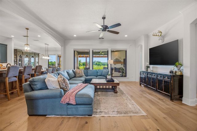 1349 Crown Valley Drive, Weatherford, TX 76087