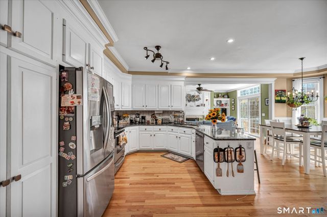 64 Charolais Way, Burlington, CT 06013