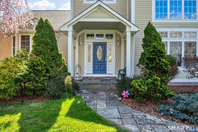 64 Charolais Way, Burlington, CT 06013