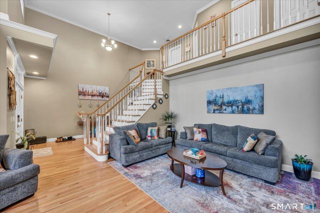 64 Charolais Way, Burlington, CT 06013