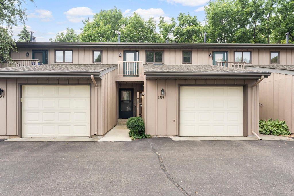 1232 Woodley Street E, Northfield, MN 55057 — photo 2
