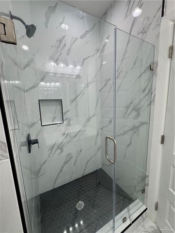 1309 Valle Vista Street 3, Alamo, TX 78589