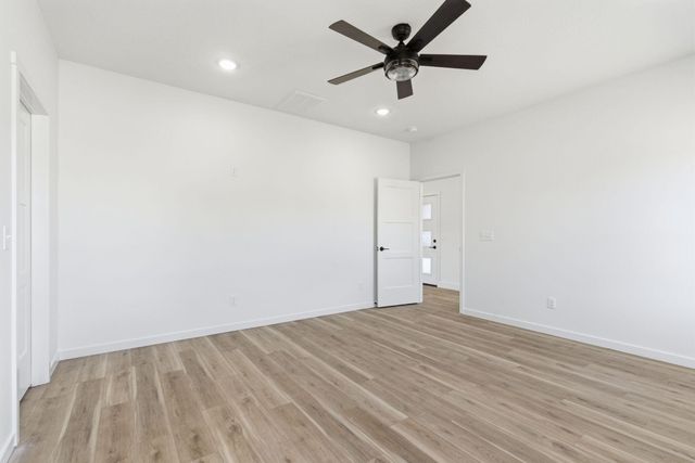148 E Kelce Lane, Republic, MO 65738