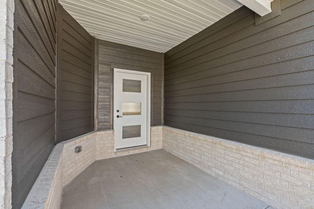 148 E Kelce Lane, Republic, MO 65738