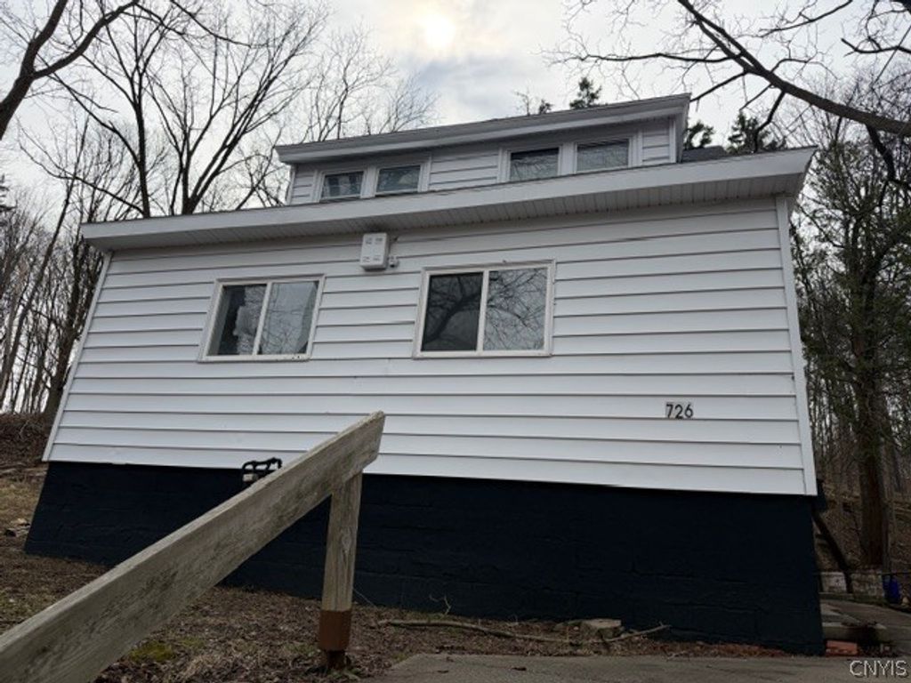 726 Euclid Avenue, Syracuse, NY 13210