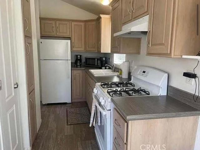 74711 Dillon Rd Spc 1023, Desert Hot Springs, CA 92241