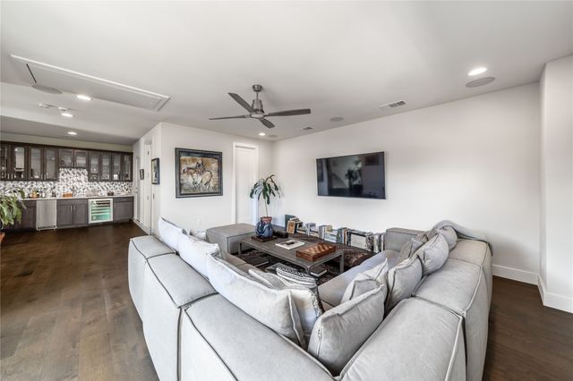 4144 Entrada Way, Dallas, TX 75219