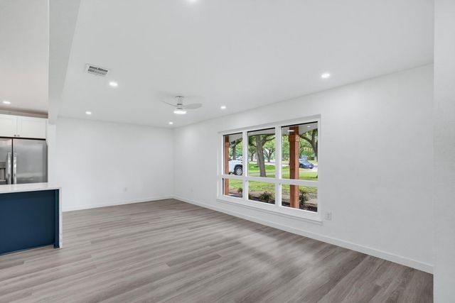 12607 Gaslite Circle, Farmers Branch, TX 75234