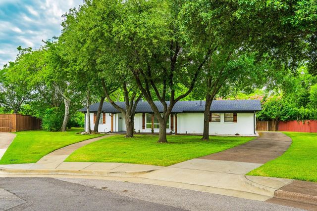 12607 Gaslite Circle, Farmers Branch, TX 75234