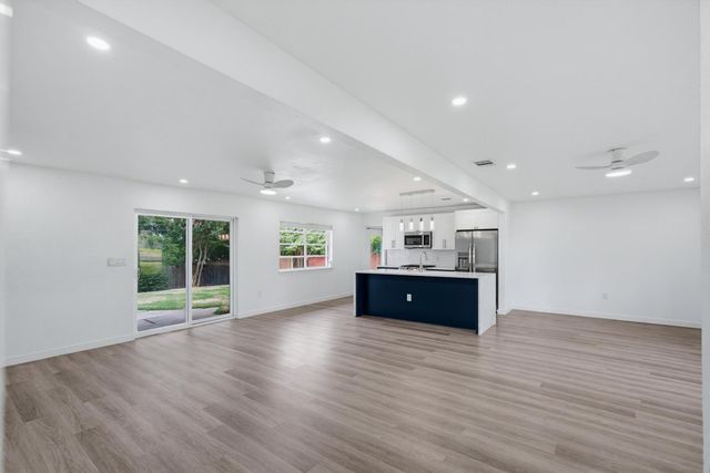 12607 Gaslite Circle, Farmers Branch, TX 75234