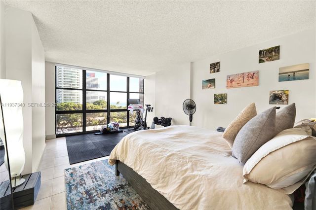 1901 Brickell Ave B711, Miami, FL 33129