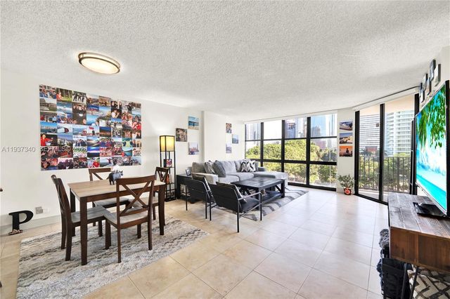 1901 Brickell Ave B711, Miami, FL 33129