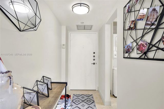 1901 Brickell Ave B711, Miami, FL 33129