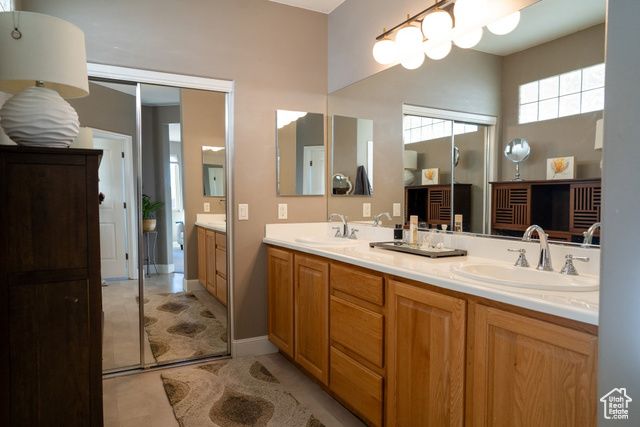 1226 N OVERLAND CIR, Washington, UT 84780