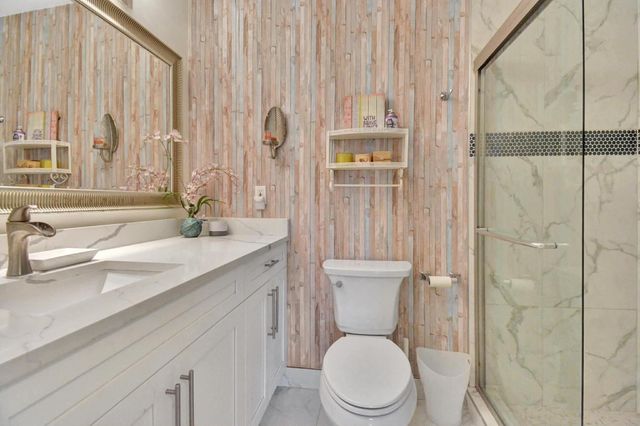 1232 Club Drive W D, Delray Beach, FL 33445