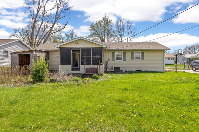 1310 G Avenue, Marion, IA 52302
