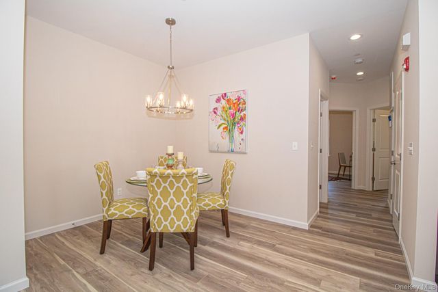 309 Ashley Court Avenue, North Babylon, NY 11703