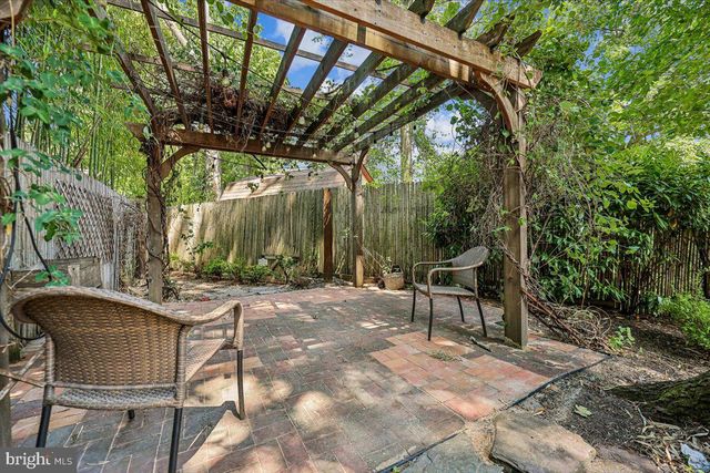 8109 BAINBRIDGE ROAD, Alexandria, VA 22308