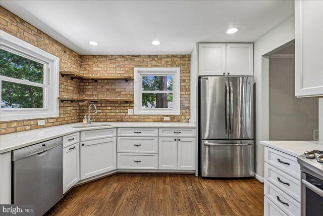 8109 BAINBRIDGE ROAD, Alexandria, VA 22308