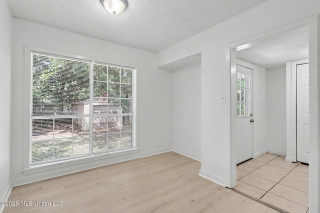 341 East Drive, Biloxi, MS 39531